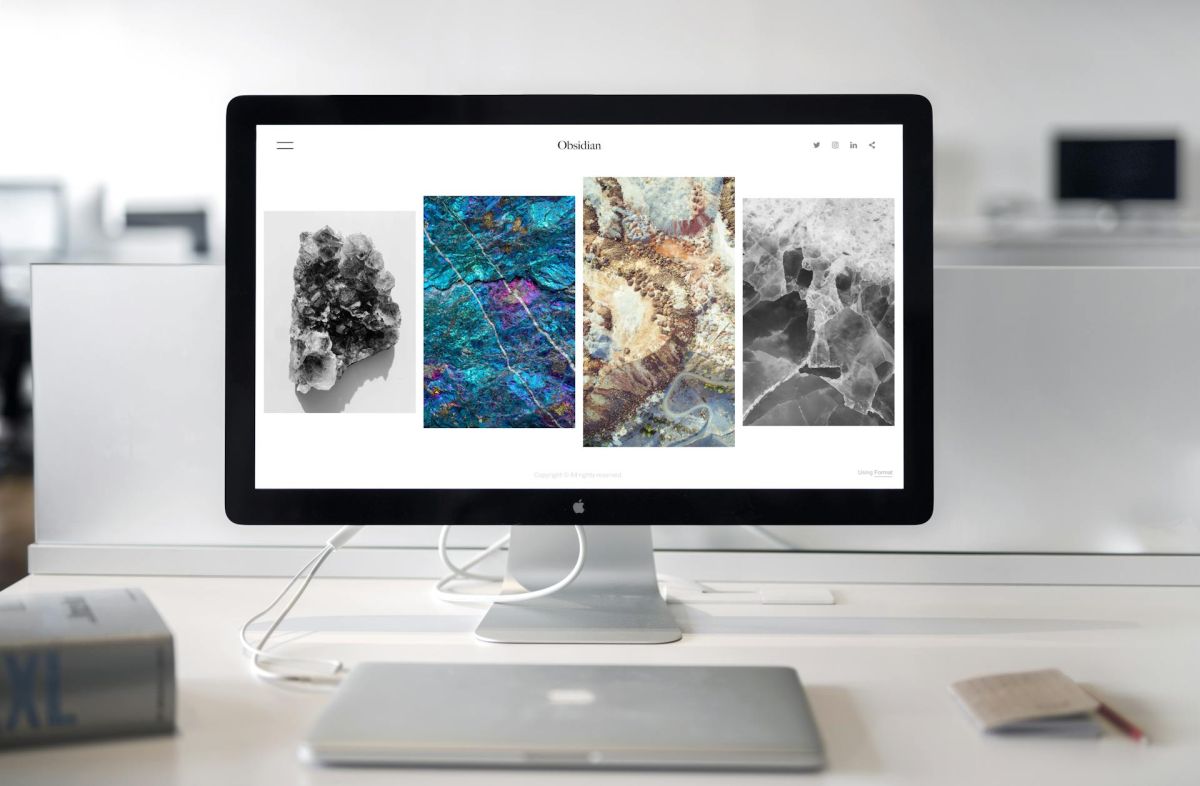 CMS VS website builder